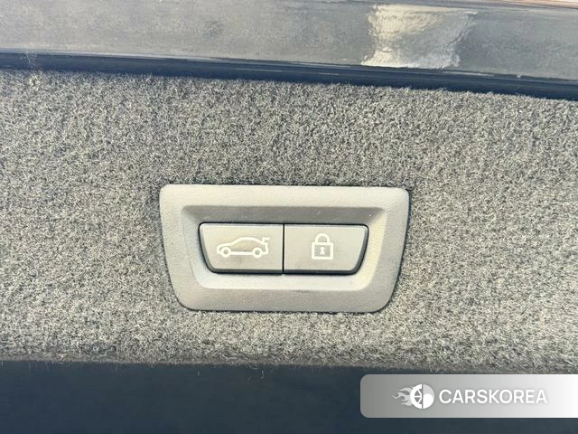 BMW 7 series 2021 Черный из Китая, фото 3