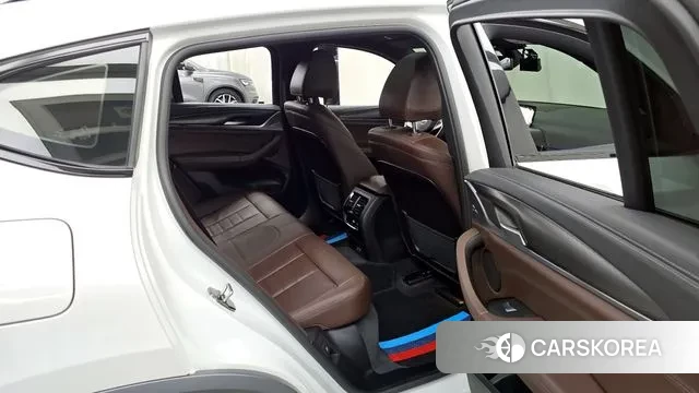 BMW X4 (G02) 2021 Белый из Кореи, фото 3