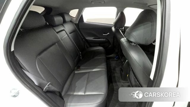 Hyundai Kona Hybrid (SX2) 2023 Белый из Кореи, фото 3