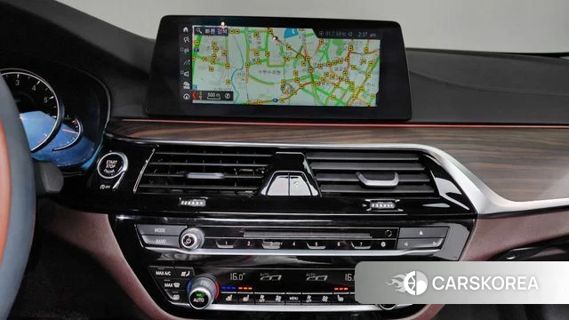 BMW 5 Series (G30) 2018 Черный из Кореи, фото 3