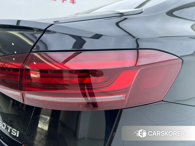 Volkswagen Passat 2023 Черный из Китая, фото 3