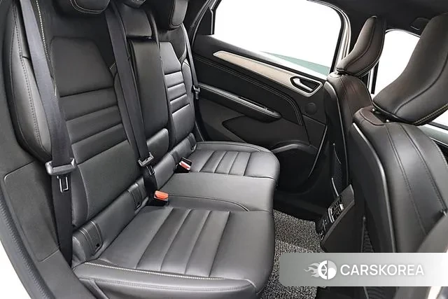 Renault Korea (Samsung) Arcana 2024 Серебряный из Кореи, фото 3