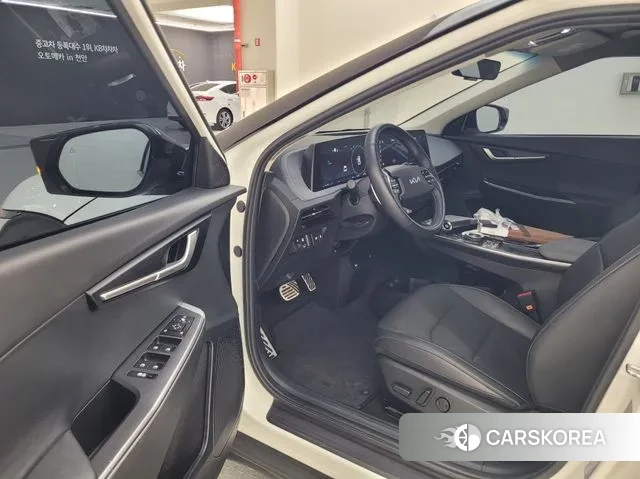 Kia EV6 2024 Белый из Кореи, фото 3