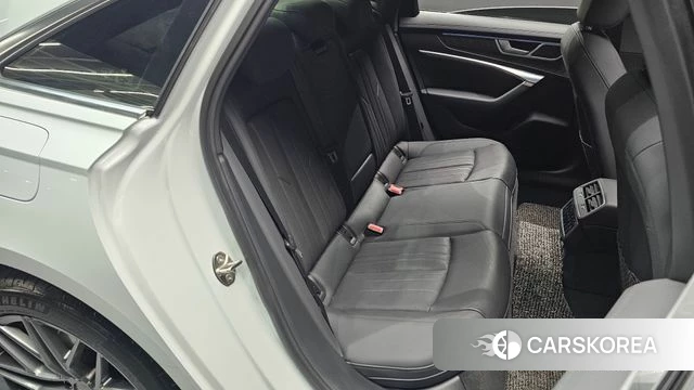 Audi A6 (C8) 2020 Белый из Кореи, фото 3