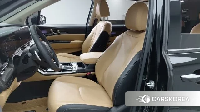 Kia Carnival 4th generation 2023 Черный из Кореи, фото 3