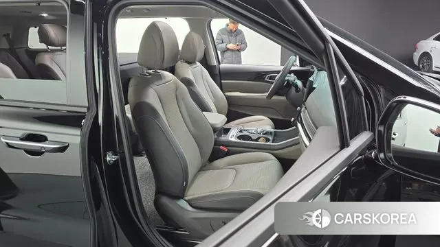 Kia The New Carnival 4th Generation 2025 Черный из Кореи, фото 3