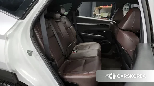 Hyundai Tucson Hybrid (NX4) 2021 Белый из Кореи, фото 3