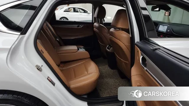 Hyundai Grandeur IG 2018 Белый из Кореи, фото 3