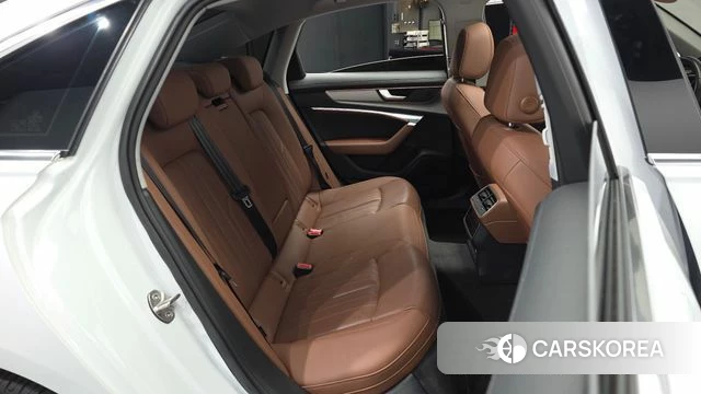 Audi A6 (C8) 2023 Белый из Кореи, фото 3