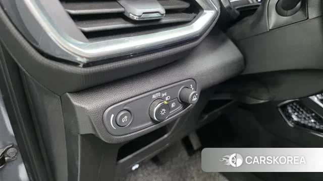 Chevrolet (GM Daewoo) Trailblazer 2022 Серый из Кореи, фото 3