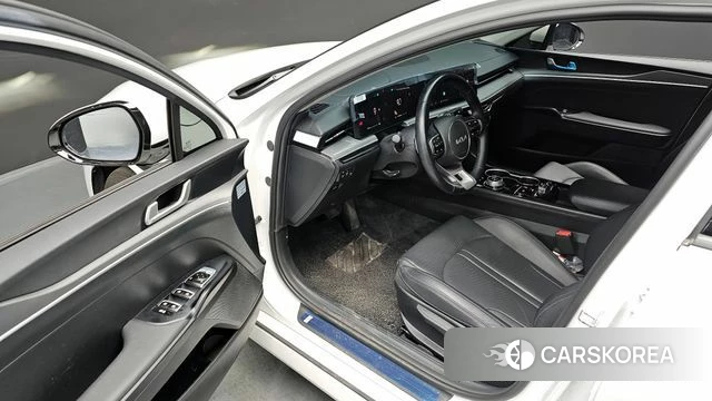 Kia The New K5 3rd generation 2024 Белый из Кореи, фото 3