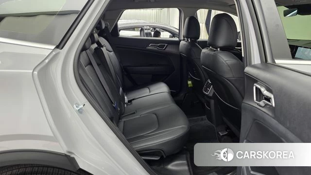Kia The New Sportage 5th Generation 2025 Серебристо-серый из Кореи, фото 3
