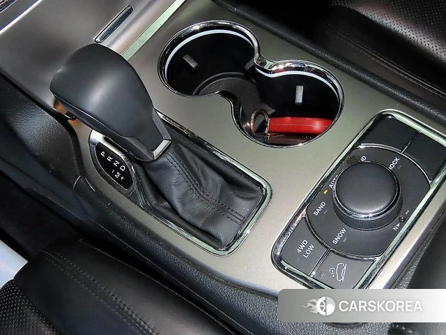 Jeep Grand Cherokee 2018 Серый из Кореи, фото 3