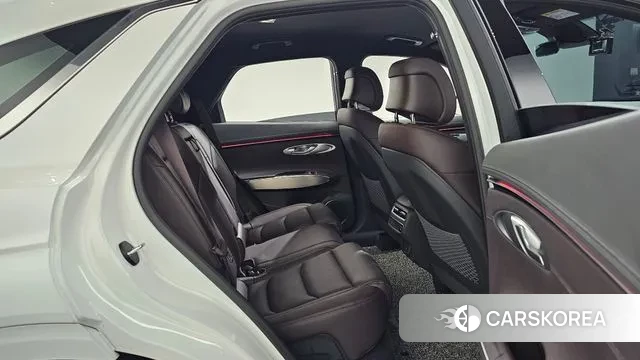 Genesis GV70 2025 Белый из Кореи, фото 3