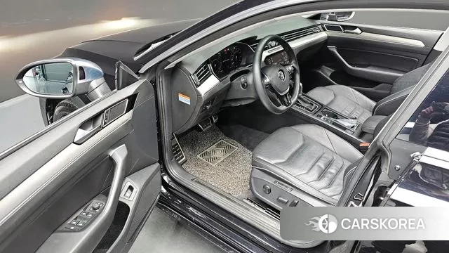 Volkswagen Arteon 2019 Черный из Кореи, фото 3