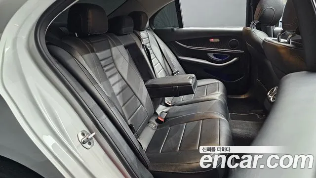 Mercedes-Benz E-Class W213 2019 Белый из Кореи, фото 3