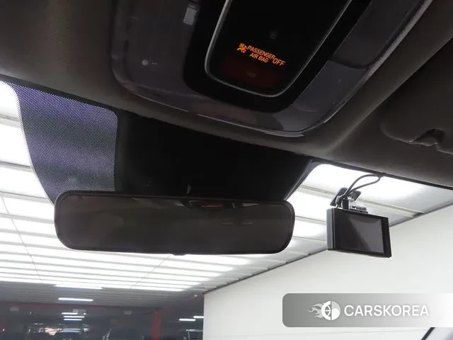 Hyundai Avante Hybrid (CN7) 2022 Белый из Кореи, фото 3