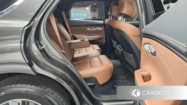 Genesis GV70 2023 Серый из Кореи, фото 3