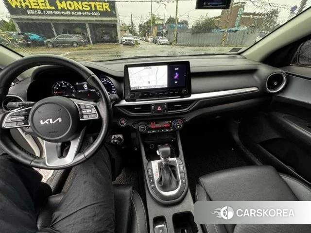 Kia The New K3 2nd generation 2021 Белый из Кореи, фото 3
