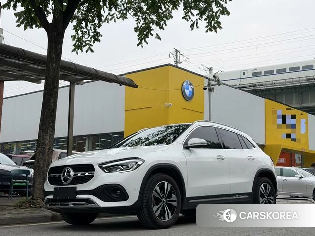 Mercedes-Benz GLA 2023 Белый из Китая, фото 3