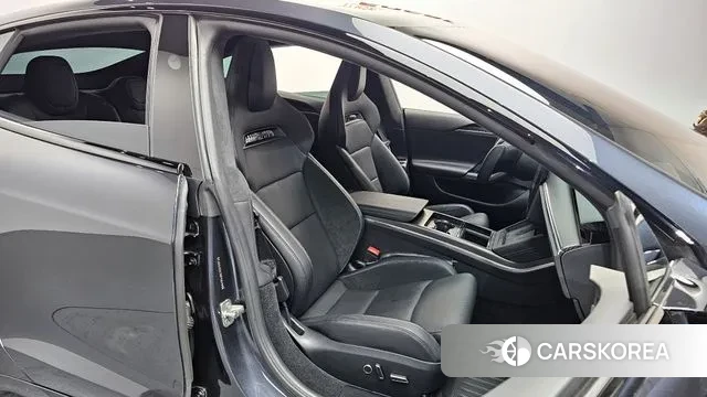 Tesla Model S 2024 Серый из Кореи, фото 3