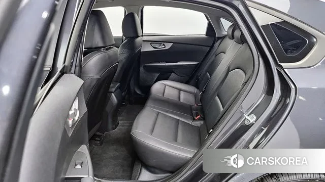 Kia The New K3 2nd generation 2021 Серый из Кореи, фото 3