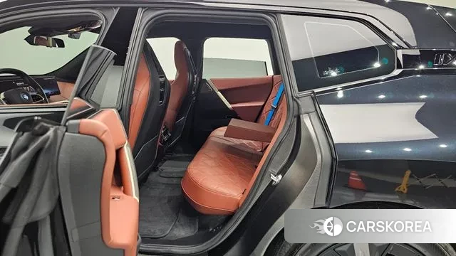 BMW iX 2023 Черный из Кореи, фото 3