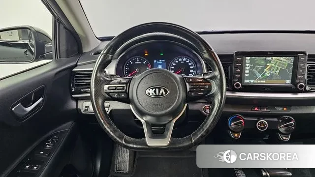 Kia Stonic 2018 Черный из Кореи, фото 3