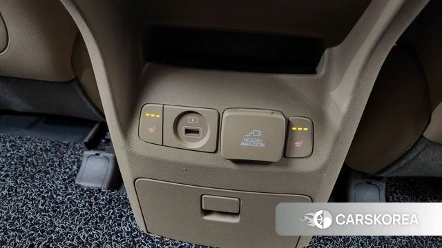 Kia The New Carnival 2018 Белый из Кореи, фото 3