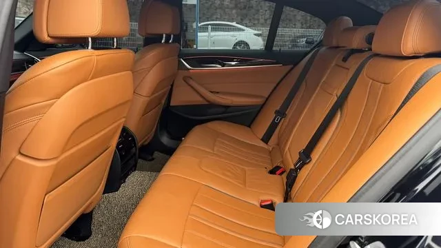 BMW 5 Series (G30) 2021 Черный из Кореи, фото 3