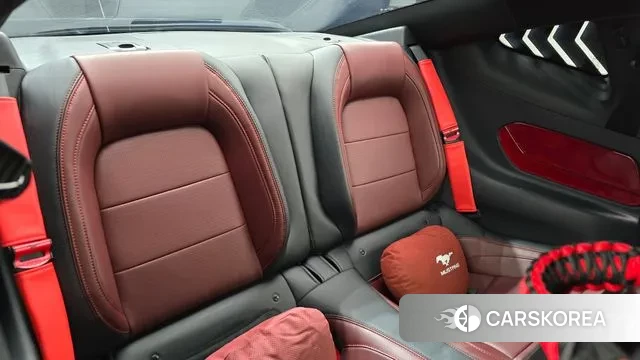 Ford Mustang 7th Generation 2024 Небесно-голубой из Кореи, фото 3