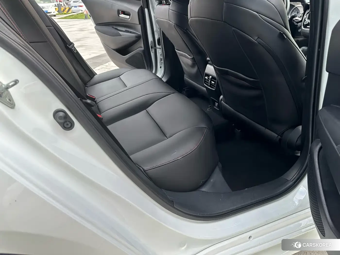 Toyota Levin 2022 Белый из Китая, фото 3