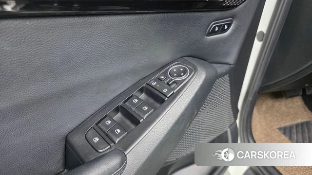 Kia The New Seltos 2023 Белый из Кореи, фото 3