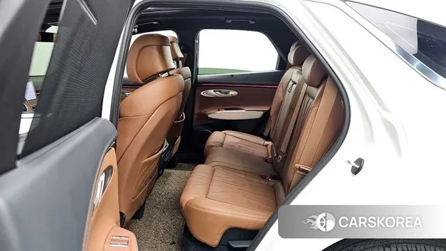 Genesis GV70 2024 Белый из Кореи, фото 3