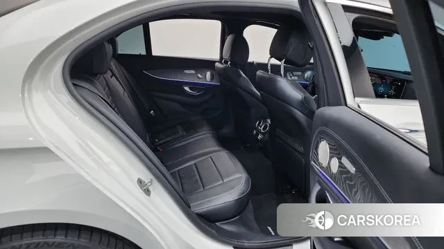 Mercedes-Benz E-Class W213 2022 Белый из Кореи, фото 3