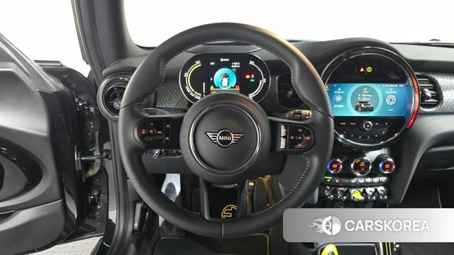 Mini Cooper Electric 2022 Черный из Кореи, фото 3