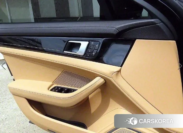 Porsche Panamera (971) 2020 Черный из Кореи, фото 3