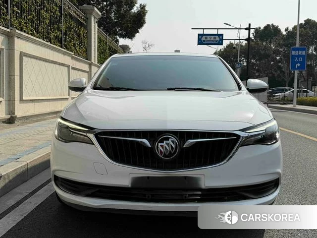 Buick Yinglang 2018 Белый из Китая, фото 3
