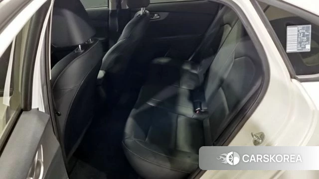 Kia Come New K3 2021 Белый из Кореи, фото 3