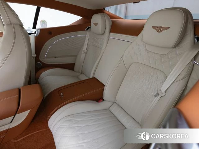 Bentley Continental GT 4th Generation 2025 Жемчужный цвет из Кореи, фото 3