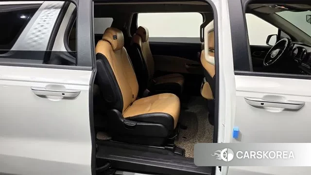 Kia Carnival 4th generation 2022 Белый из Кореи, фото 3