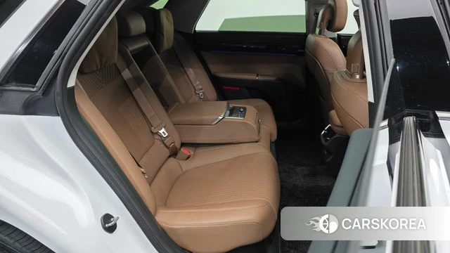 Hyundai Grandeur Hybrid (GN7) 2023 Белый из Кореи, фото 3