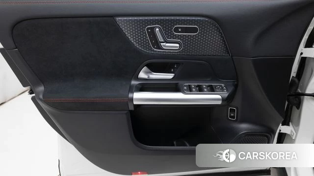 Mercedes-Benz GLA - Class H247 id 4229892 из Кореи 3