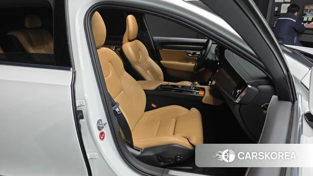 Volvo S90 2022 Белый из Кореи, фото 3