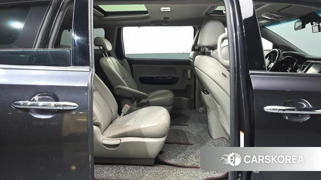 Kia The New Carnival 2018 Серый из Кореи, фото 3