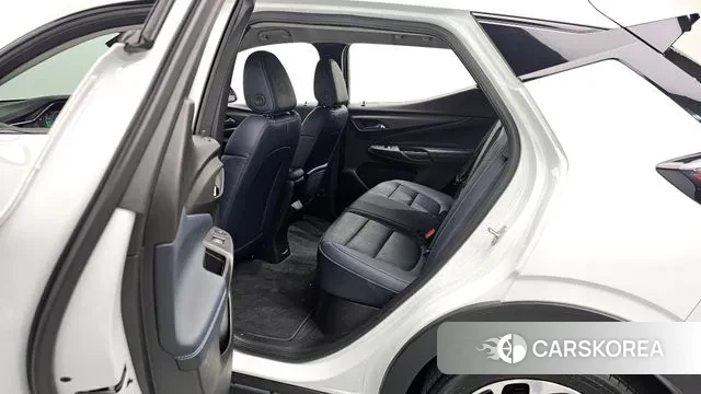 Chevrolet (GM Daewoo) Bolt EUV 2022 Белый из Кореи, фото 3