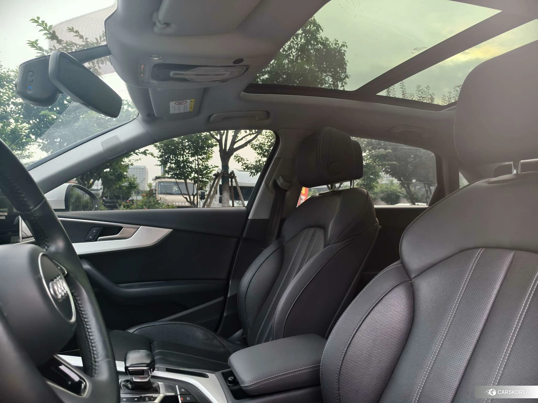 Audi A4L 2020 Белый из Китая, фото 3