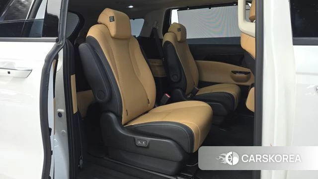 Kia Carnival 4th generation 2023 Белый из Кореи, фото 3