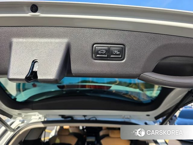 Kia The New Carnival 4th Generation 2023 Белый из Кореи, фото 3