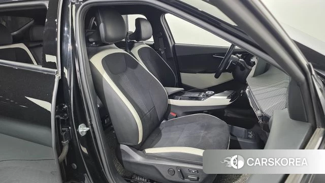 Kia EV6 2022 Черный из Кореи, фото 3